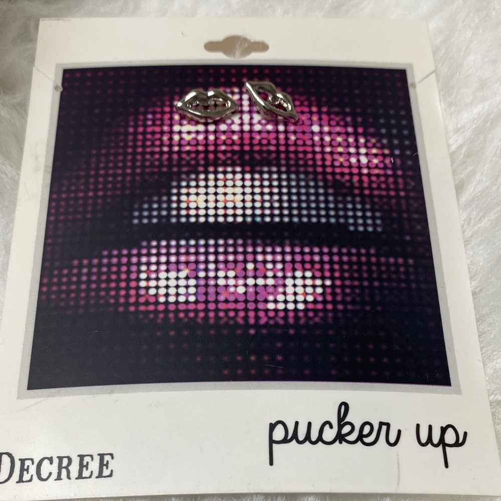 Decree Metallic Lip Earrings